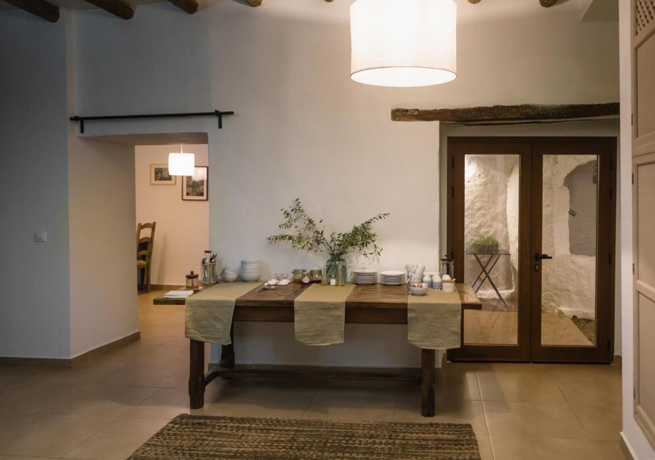 Casa De Los Cuadros Villaluenga Del Rosario Kültér fotó